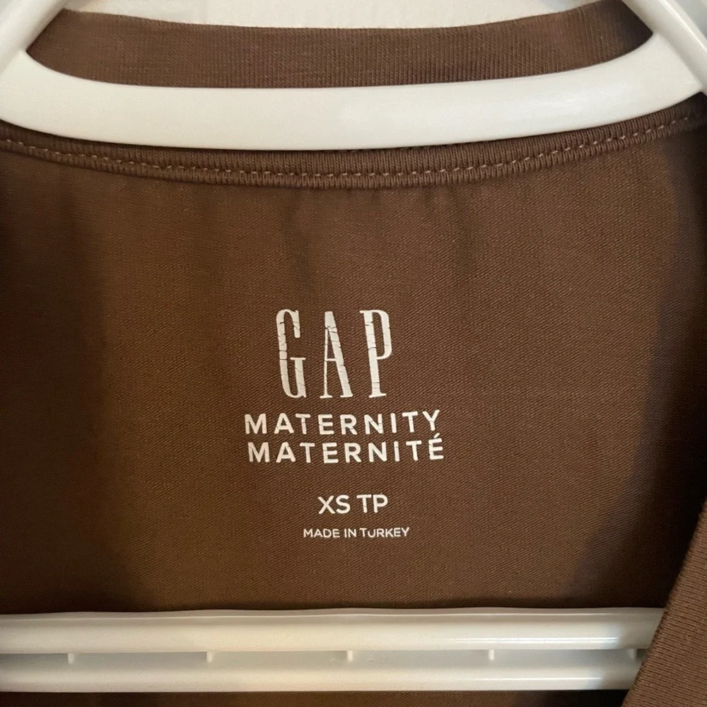 GAP Maternity Brown T-Shirt - Picture 5 of 5